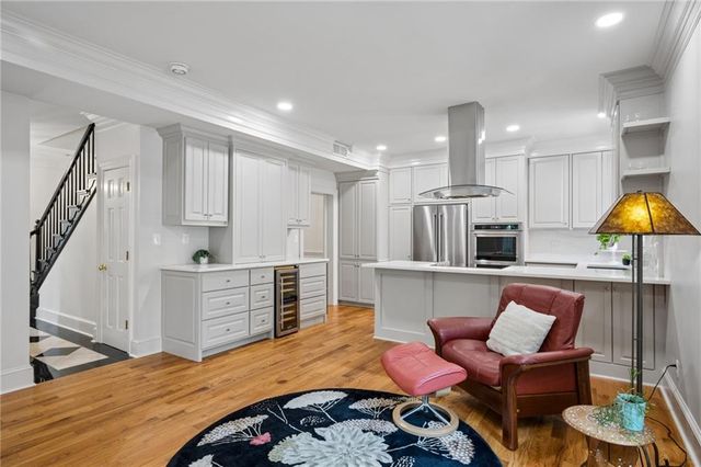 19 Lullwater Place NE 19, Atlanta, GA 30307