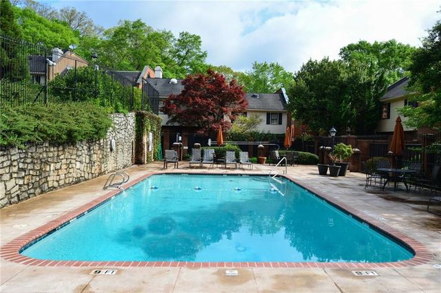 19 Lullwater Place NE 19, Atlanta, GA 30307