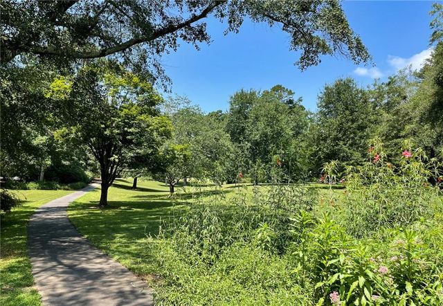 19 Lullwater Place NE 19, Atlanta, GA 30307