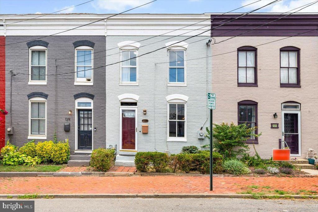127 WATER ST, Frederick, MD 21701