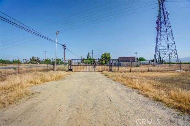 5915 Weedpatch, Bakersfield, CA 93307