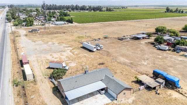 5915 Weedpatch, Bakersfield, CA 93307