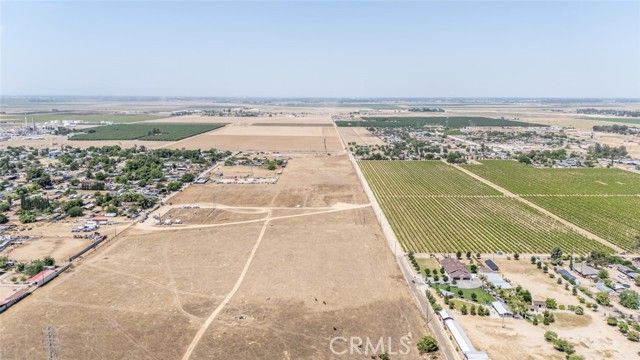 5915 Weedpatch, Bakersfield, CA 93307