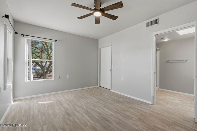 1547 N Paseo La Tinaja, Green Valley, AZ 85614