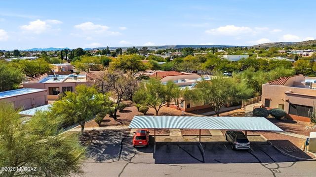 1547 N Paseo La Tinaja, Green Valley, AZ 85614