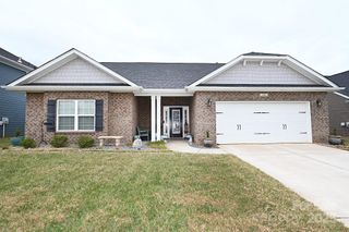 126 Fleming Drive, Statesville, NC 28677