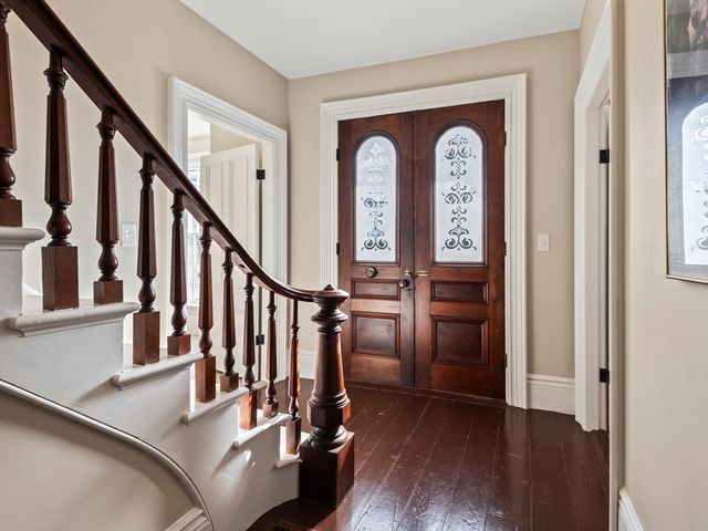 226 Wood St, Hopkinton, MA 01748