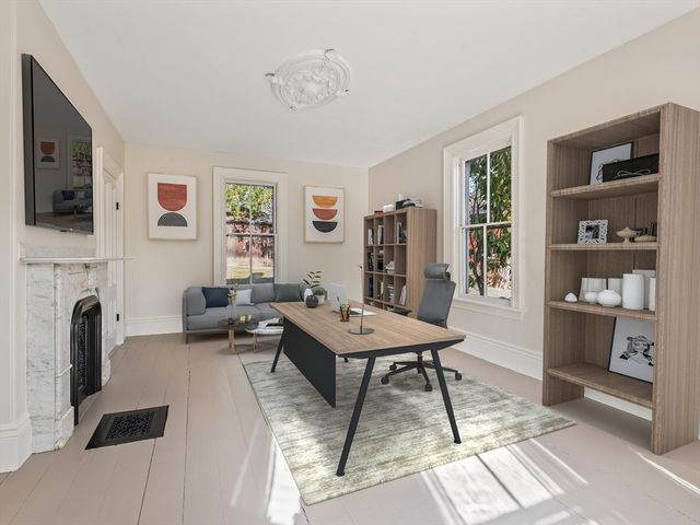226 Wood St, Hopkinton, MA 01748