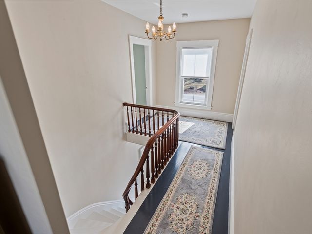 226 Wood St, Hopkinton, MA 01748