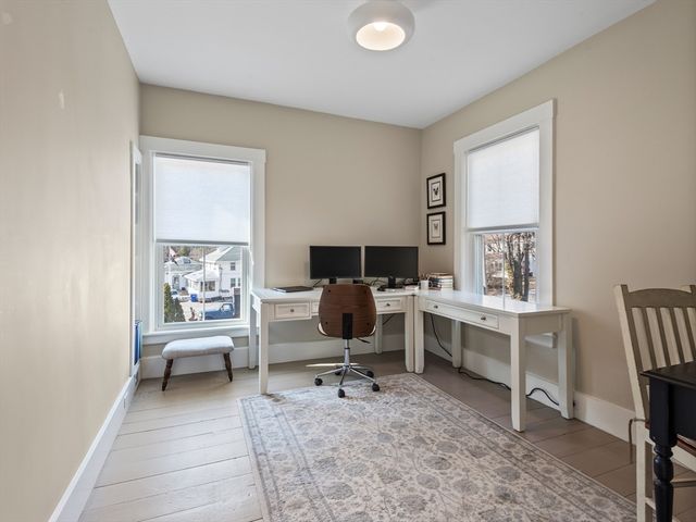 226 Wood St, Hopkinton, MA 01748