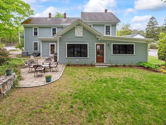 226 Wood St, Hopkinton, MA 01748
