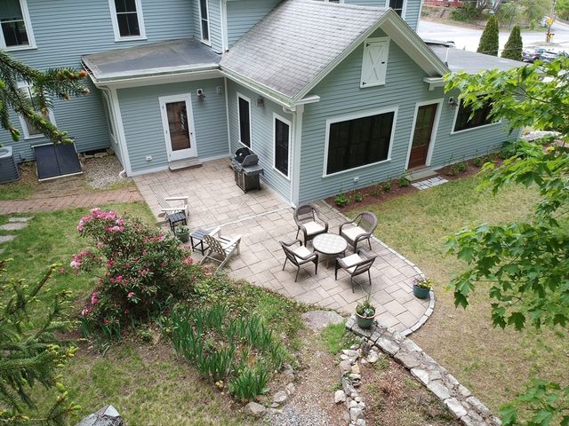226 Wood St, Hopkinton, MA 01748