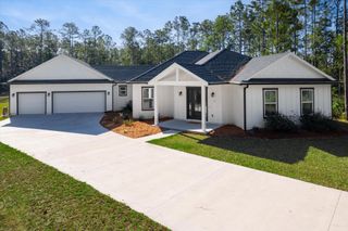 204 N Prairie Lakes Dr, St Augustine, FL 32084