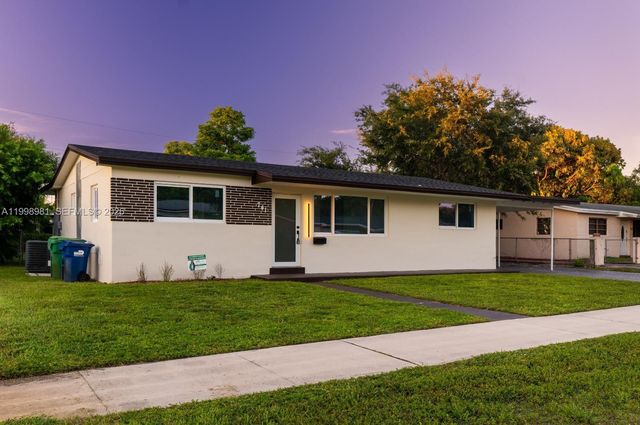 1000 NW 198th St, Miami Gardens, FL 33169