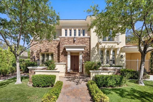 300 North Royal Ascot Drive, Las Vegas, NV 89144