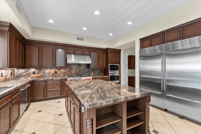 300 North Royal Ascot Drive, Las Vegas, NV 89144