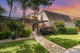 1100 SE Mitchell Avenue 204, Port St Lucie, FL 34952
