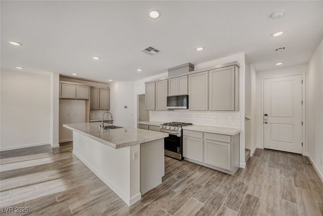 8473 Balfour Meadows Avenue, Las Vegas, NV 89113