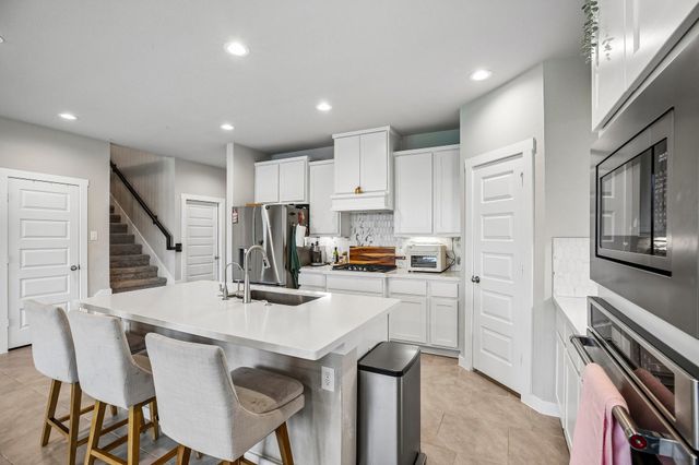 1507 Harvest Vine Court, Friendswood, TX 77546