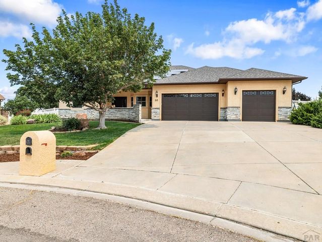 10 Erica Court, Pueblo, CO 81001