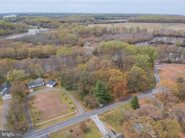 405 CHESTER RIVER HEIGHTS RD, Millington, MD 21651