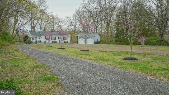 405 CHESTER RIVER HEIGHTS RD, Millington, MD 21651