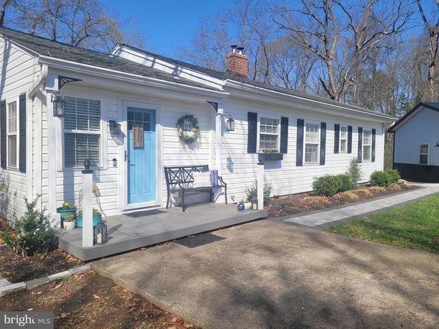405 CHESTER RIVER HEIGHTS RD, Millington, MD 21651