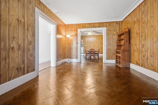 223 N 6th Street, Newark, NJ 07107