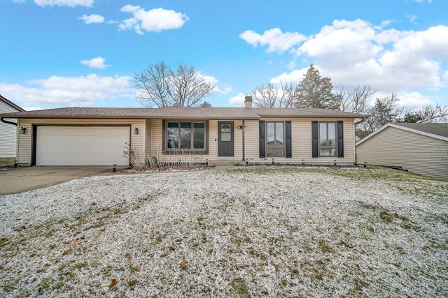 5213 W Greenbrier Drive, Mchenry, IL 60050