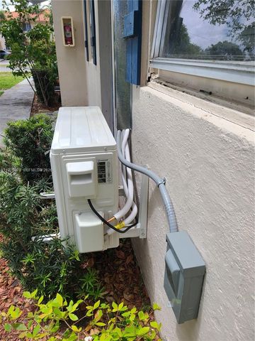 1005 N 18th Ct 3, Hollywood, FL 33020