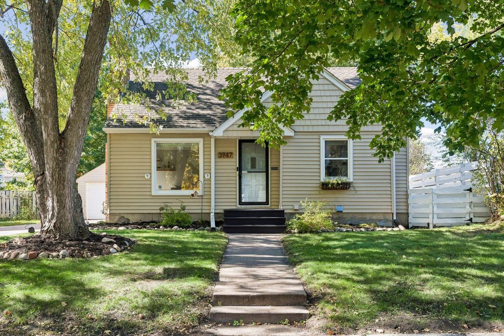 3947 Yates Avenue N, Robbinsdale, MN 55422 — exterior
