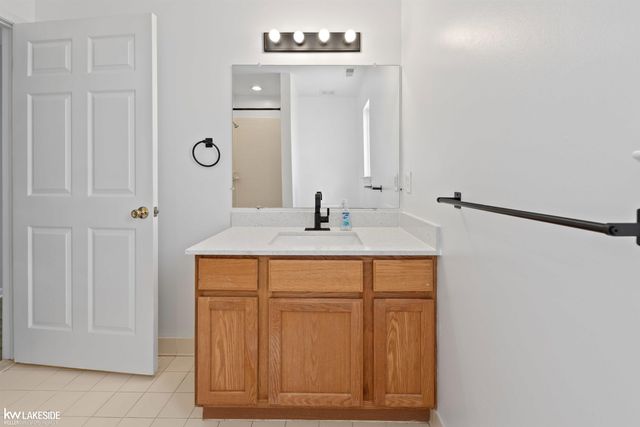 14378 Moravian Manor Circle, Sterling Heights, MI 48312