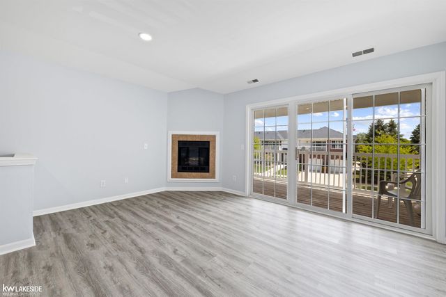 14378 Moravian Manor Circle, Sterling Heights, MI 48312