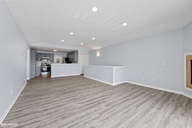 14378 Moravian Manor Circle, Sterling Heights, MI 48312