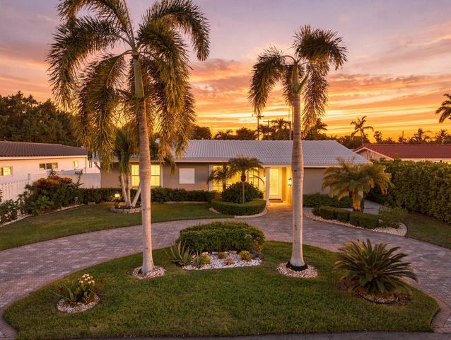 2511 NE 20th Avenue, Lighthouse Point, FL 33064