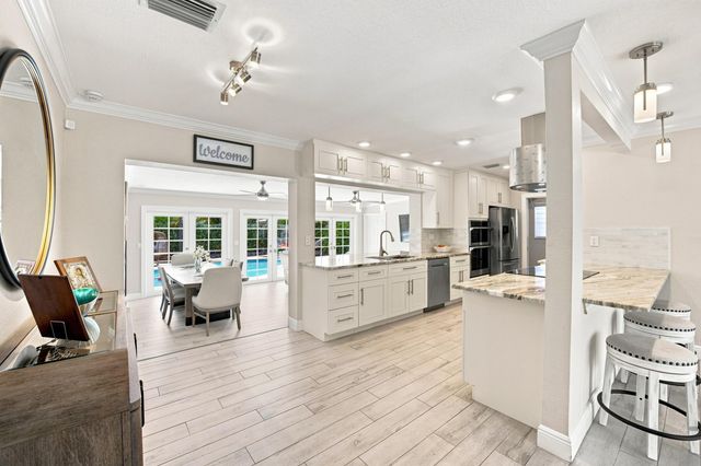 2511 NE 20th Avenue, Lighthouse Point, FL 33064