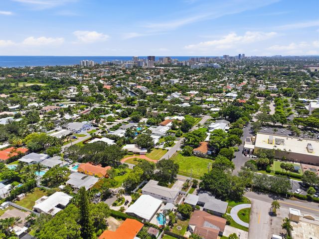 2511 NE 20th Avenue, Lighthouse Point, FL 33064