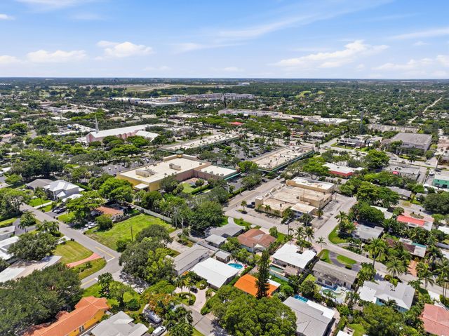 2511 NE 20th Avenue, Lighthouse Point, FL 33064