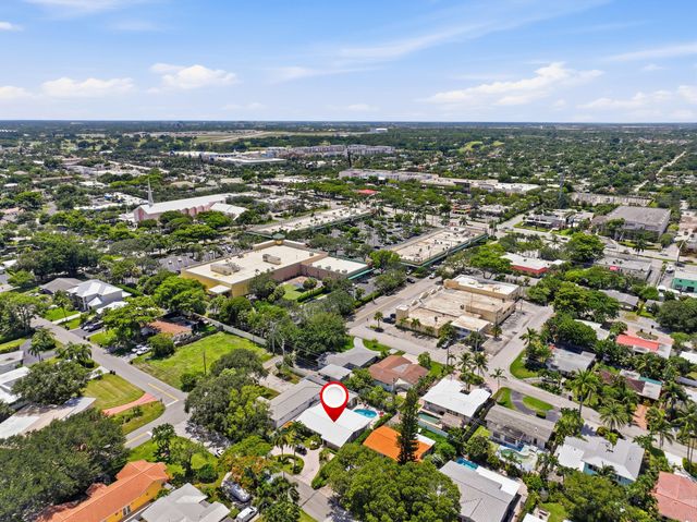 2511 NE 20th Avenue, Lighthouse Point, FL 33064