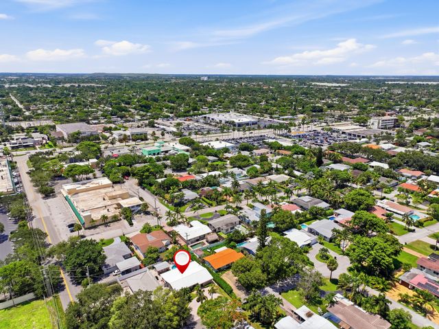 2511 NE 20th Avenue, Lighthouse Point, FL 33064