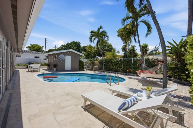 2511 NE 20th Avenue, Lighthouse Point, FL 33064