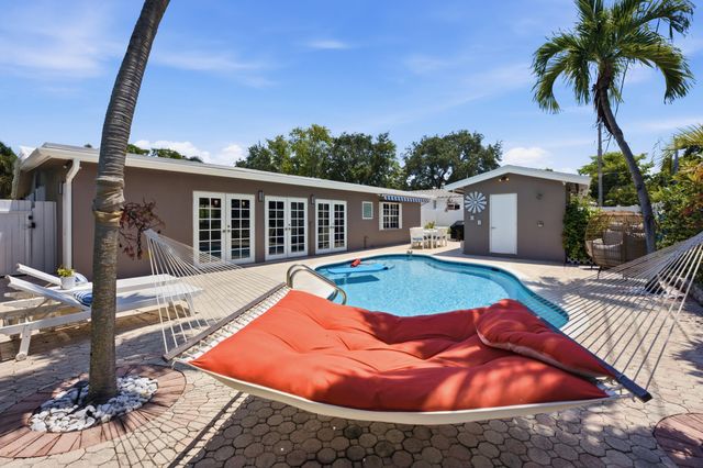 2511 NE 20th Avenue, Lighthouse Point, FL 33064