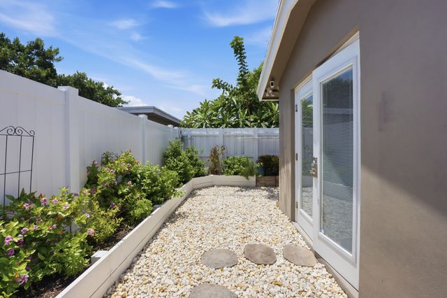 2511 NE 20th Avenue, Lighthouse Point, FL 33064
