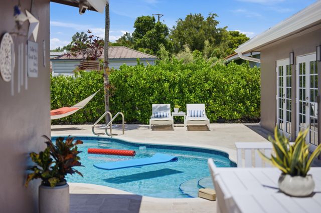2511 NE 20th Avenue, Lighthouse Point, FL 33064