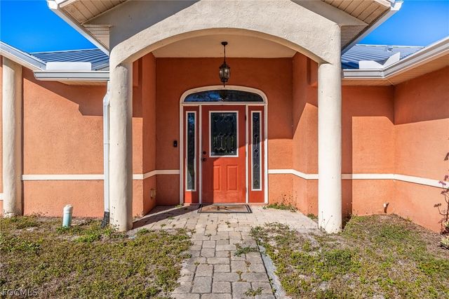 216 Aurora AVE S, Lehigh Acres, FL 33974