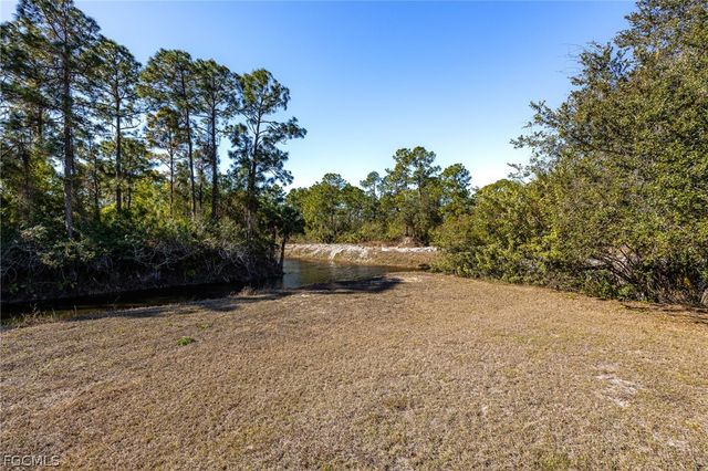 216 Aurora AVE S, Lehigh Acres, FL 33974