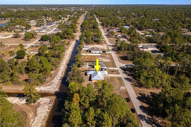 216 Aurora AVE S, Lehigh Acres, FL 33974