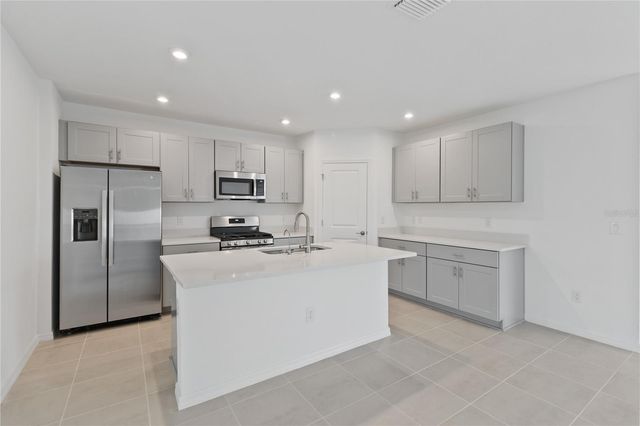 6321 MILESTONE LOOP, Palmetto, FL 34221