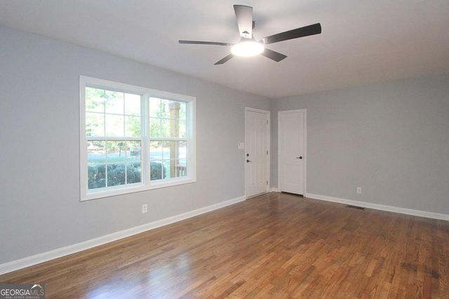 1824 Crestridge Drive SE, Marietta, GA 30067