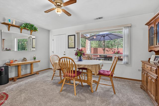 5164 Glen Echo Way, Central Point, OR 97502